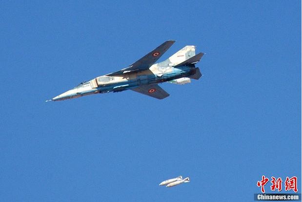 Máy bay chiến đấu của Quân đội Syria trong một cuộc diễn tập
